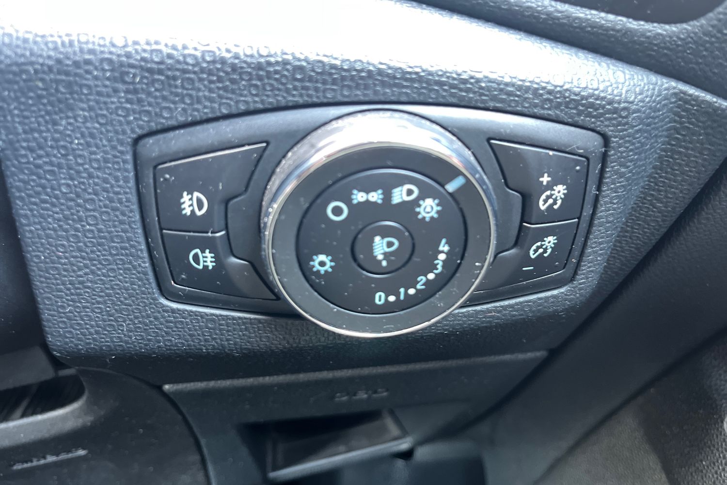 Ford ECOSPORT Photo 29