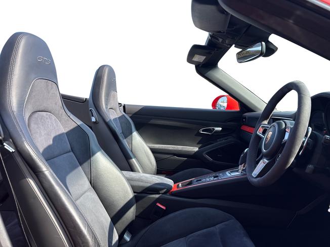 PORSCHE 911 Photo 19