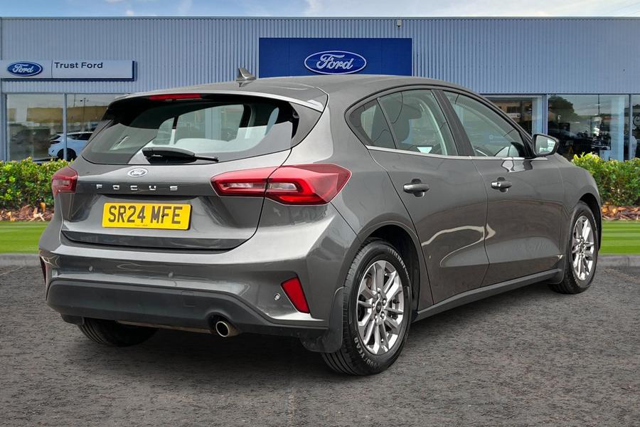 Ford FOCUS Photo autoimg-eeaceb371d7401732c9357d1627a6db678243413.jpg