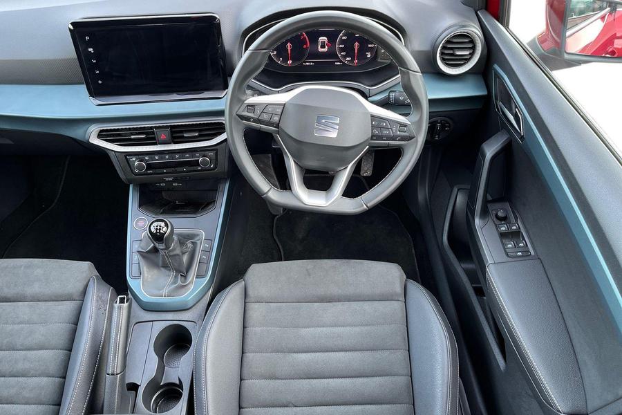 SEAT ARONA Photo autoimg-eeb0897792865b6c2c6a6260ef2336916bccba67.jpg