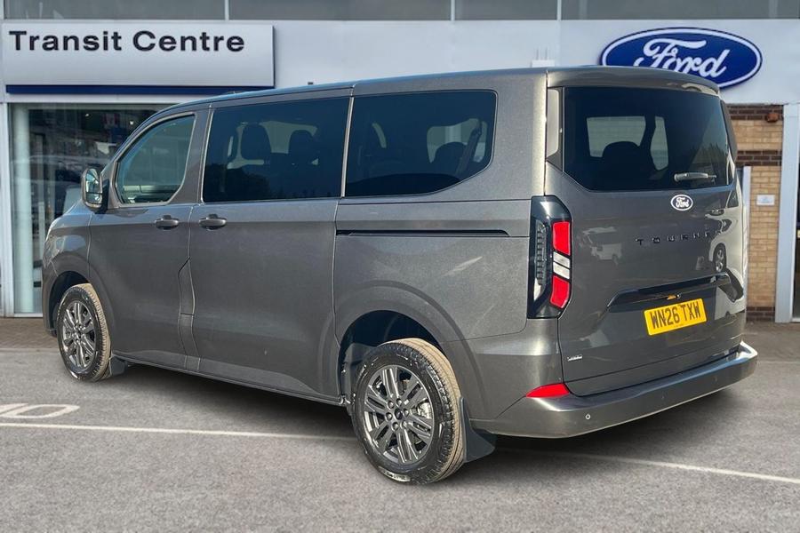 Ford TOURNEO CUSTOM Photo autoimg-eeb1e70e7e4f17affa51f5e4fce7a92ad6aa3e0e.jpg