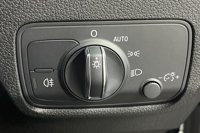 AUDI Q2 Photo 24