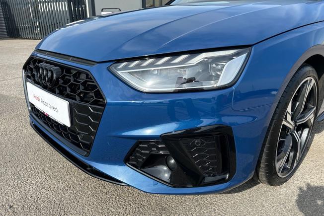 AUDI A4 Photo 30