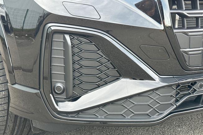 AUDI Q2 Photo 21