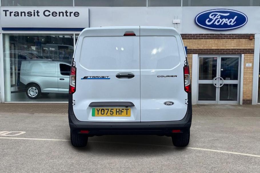 Used FORD E-TRANSIT COURIER YO75HFT 13