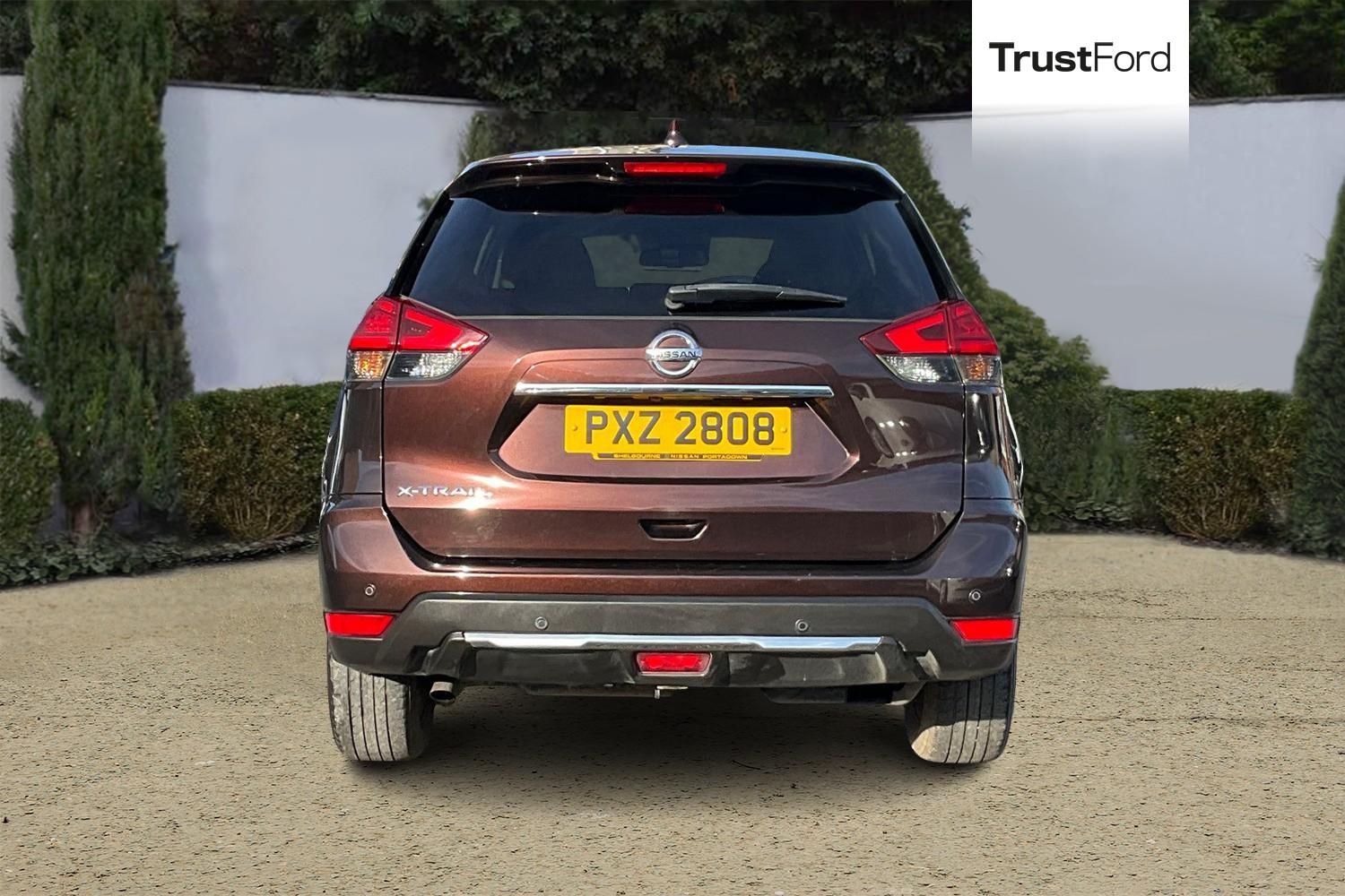 Nissan X-TRAIL Photo 6