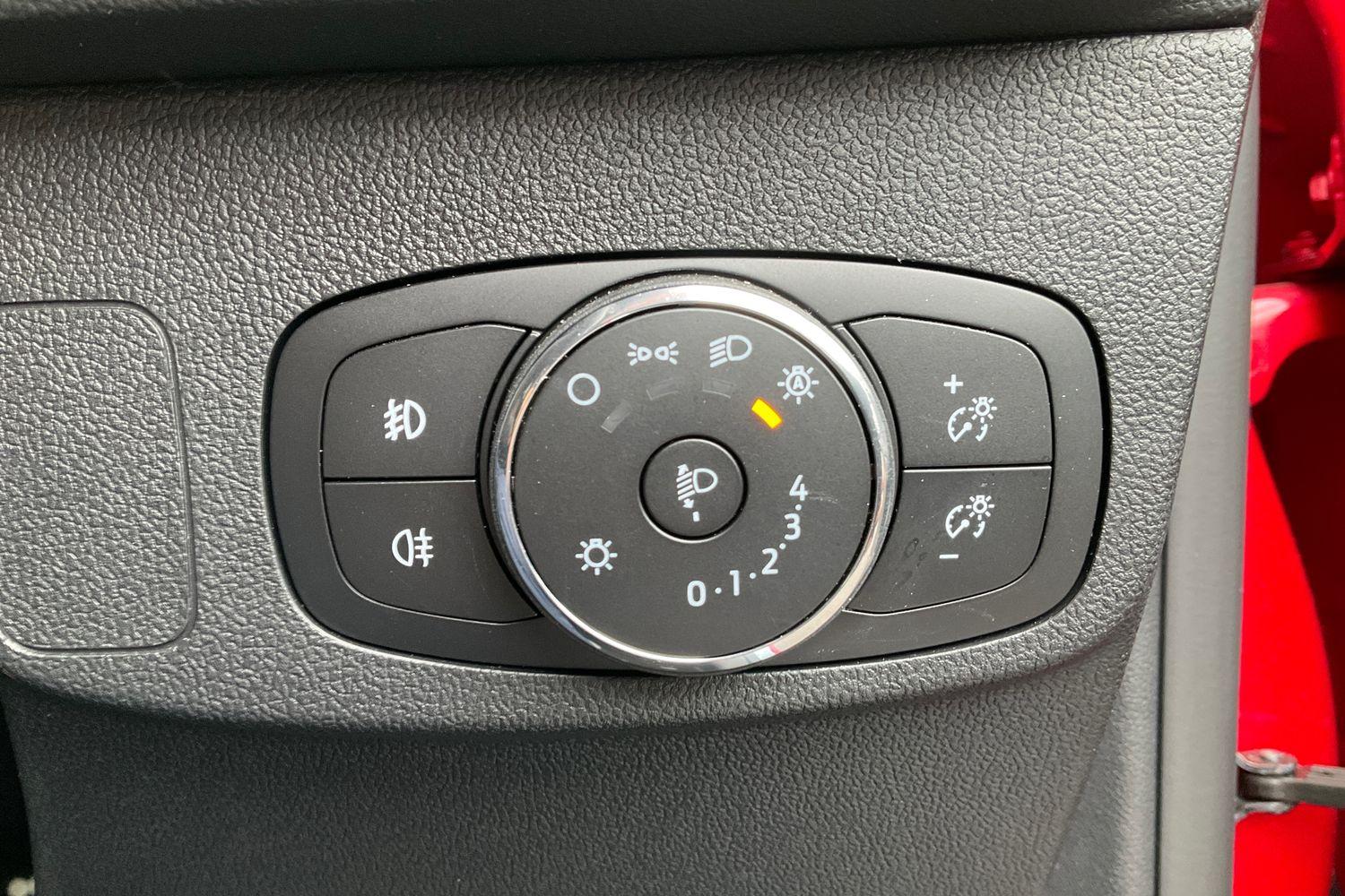 Ford FOCUS Photo 36