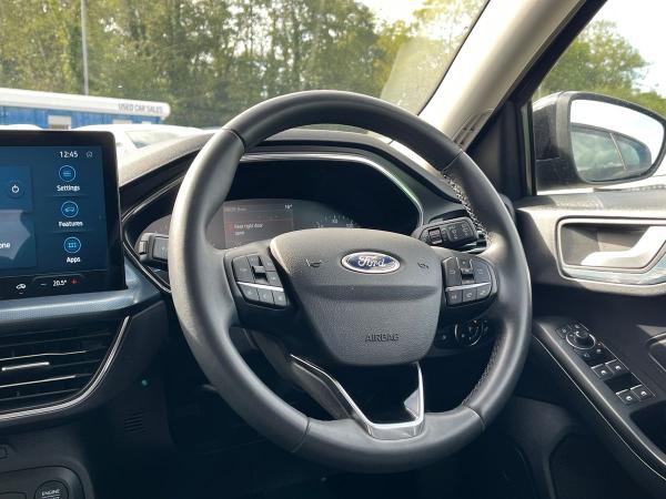 Ford Focus Photo autoimg-eebaf46a8317a40ed1433c765192e15c7201be59.jpg
