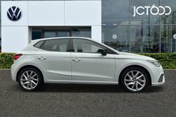 SEAT Ibiza Photo 4