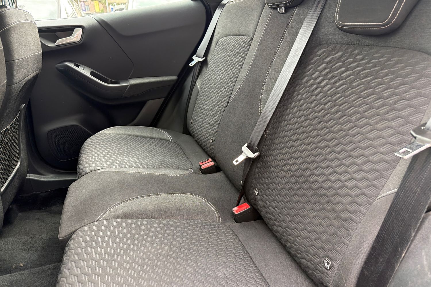 Ford PUMA Photo 19