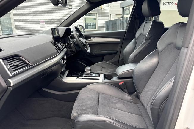 AUDI Q5 Photo 49