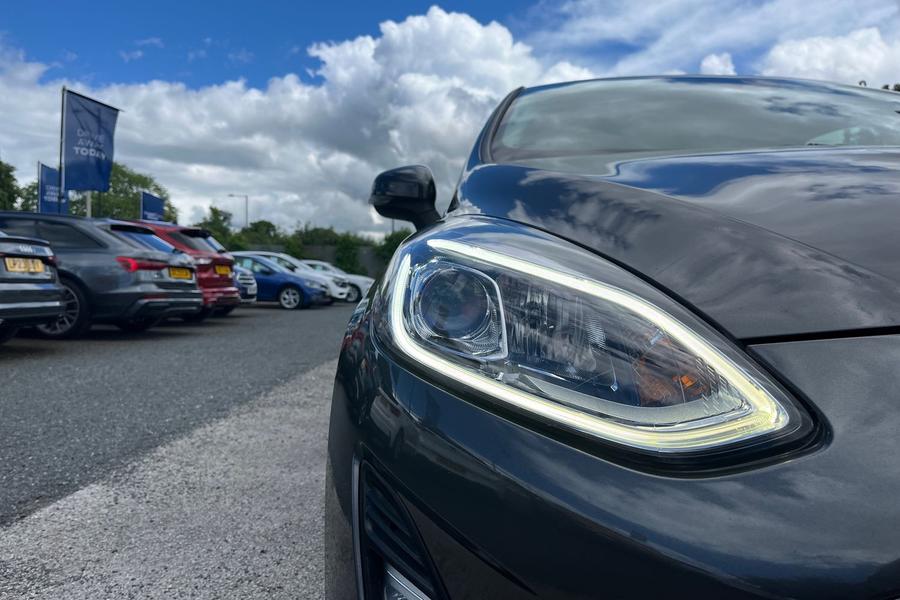 Ford Fiesta Photo autoimg-eebeba3a9255dbfc51028d9c8a53187dae2db3ee.jpg