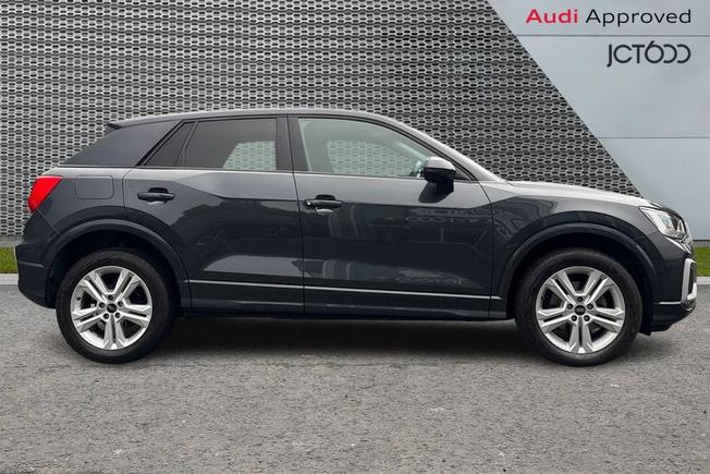 AUDI Q2 Photo 4