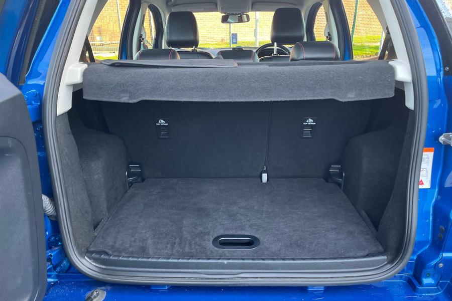 Ford ECOSPORT Photo autoimg-eec14a85f8c8f4bbe01d4cbff405464bc42cf430.jpg