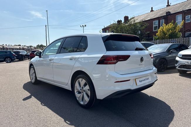 VOLKSWAGEN Golf Photo 23