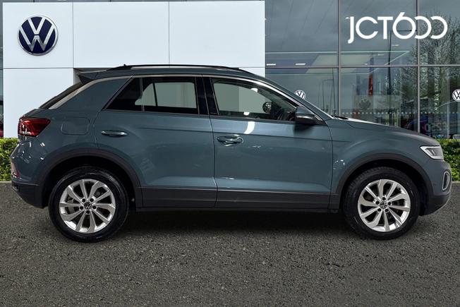 VOLKSWAGEN T-Roc Photo 4