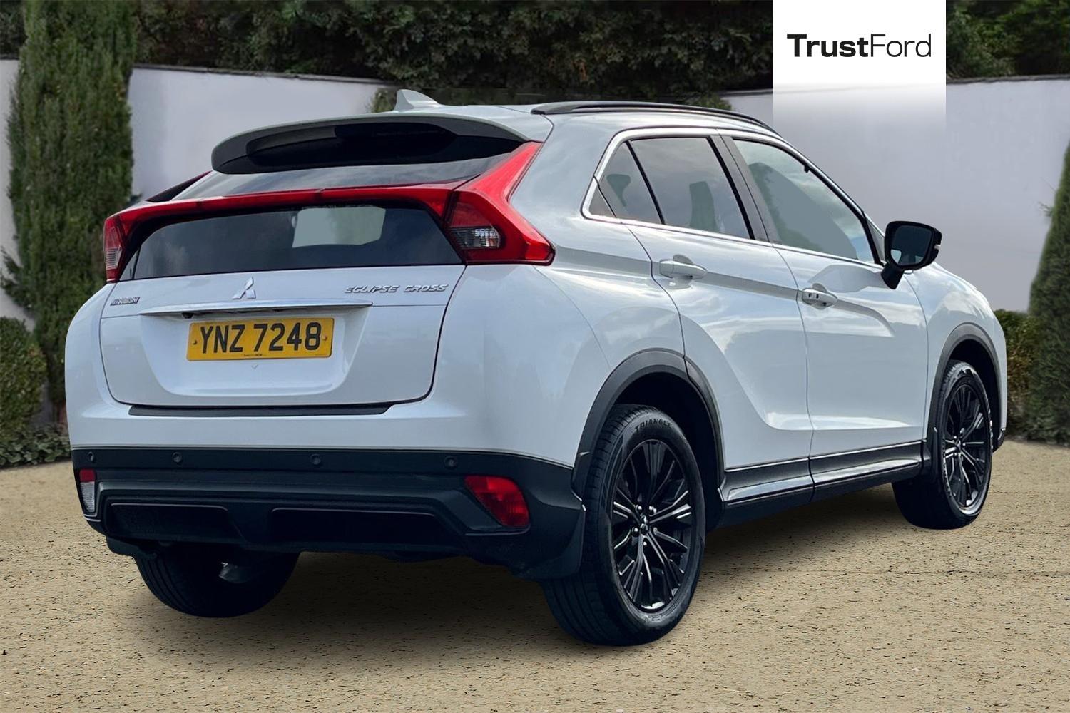 Mitsubishi ECLIPSE CROSS Photo 3