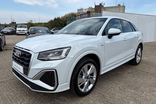 AUDI Q2 Photo 57