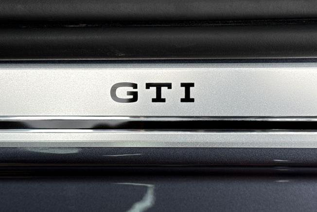 VOLKSWAGEN Polo Photo 28