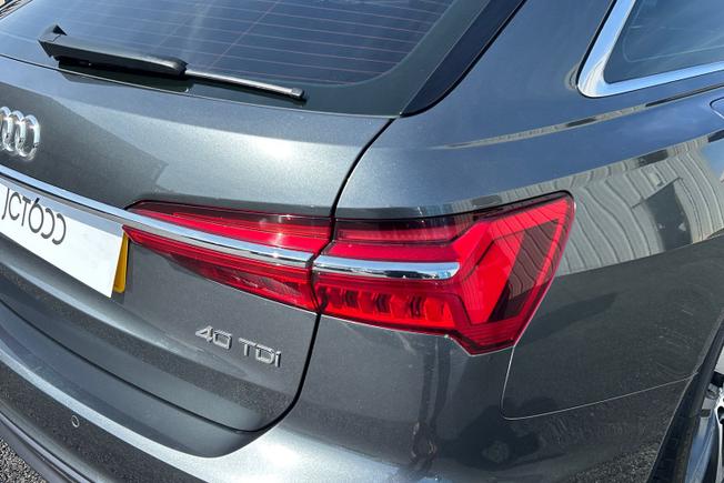 AUDI A6 Avant Photo 18