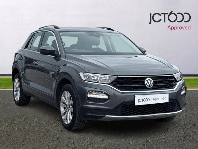 Volkswagen T-Roc Photo 1
