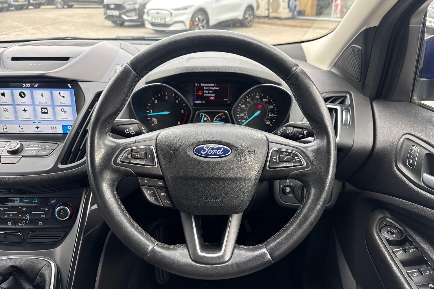 Ford KUGA Photo 11