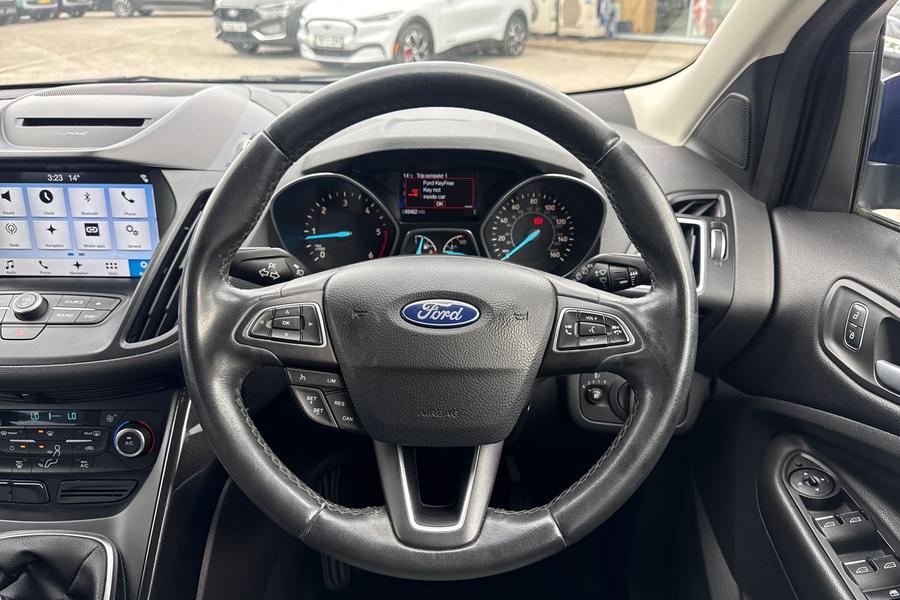Ford KUGA Photo autoimg-eede7712ebde3faa8007c675aa1c611a12b2e5a1.jpg
