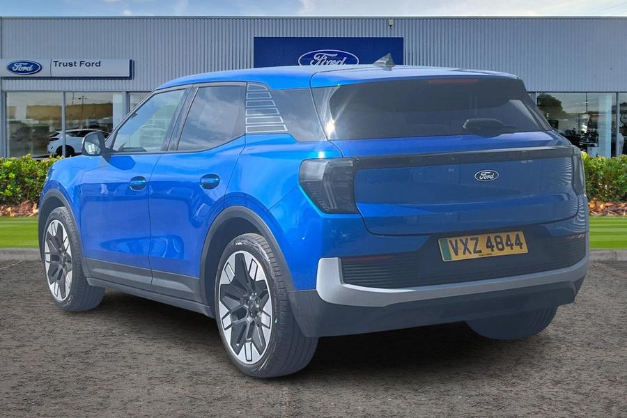 Ford Explorer Photo autoimg-eedf3fc1e77adce6a88ed14ca31d69678ee79825.jpg