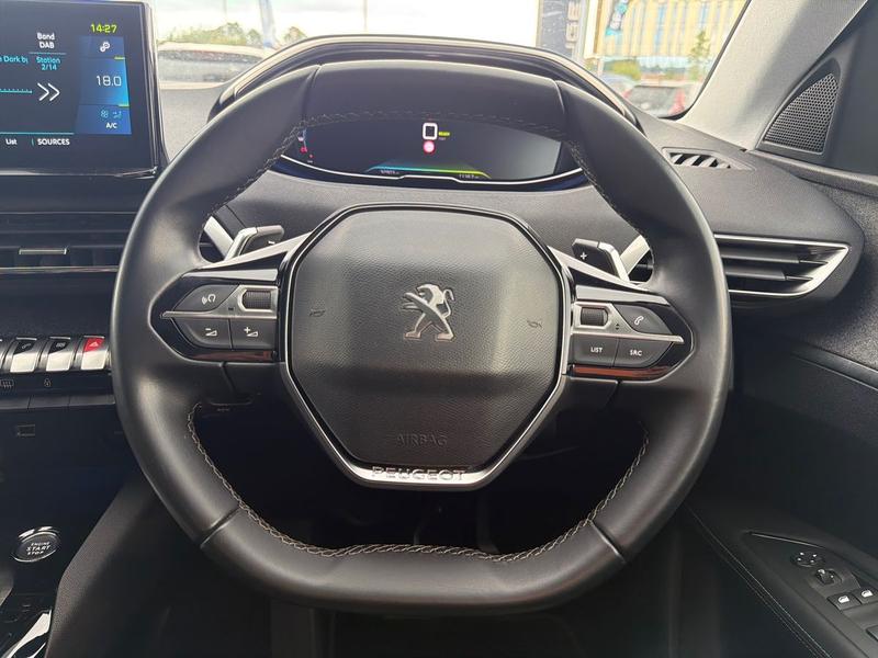 Used Peugeot 3008 LT22TLX 32