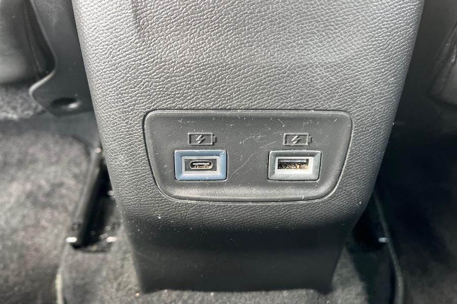 PEUGEOT 2008 Photo autoimg-eee1cd8d8e05c59b03a3b85e73be7ce24ccd39b4.jpg