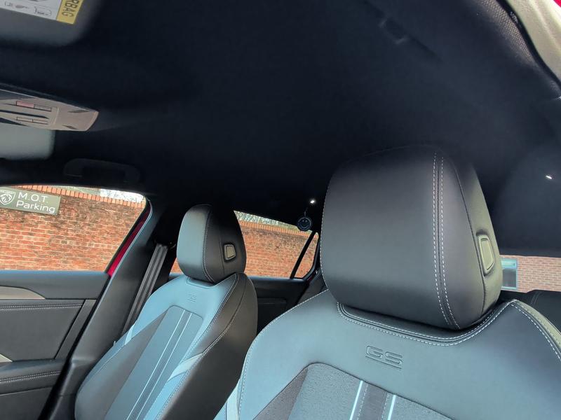 Used Vauxhall Astra BJ73UXY 35