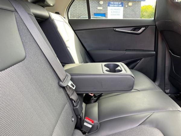 Kia Niro Photo autoimg-eee4b01cf2a9e2f528f8d572a8421c59bc807344.jpg