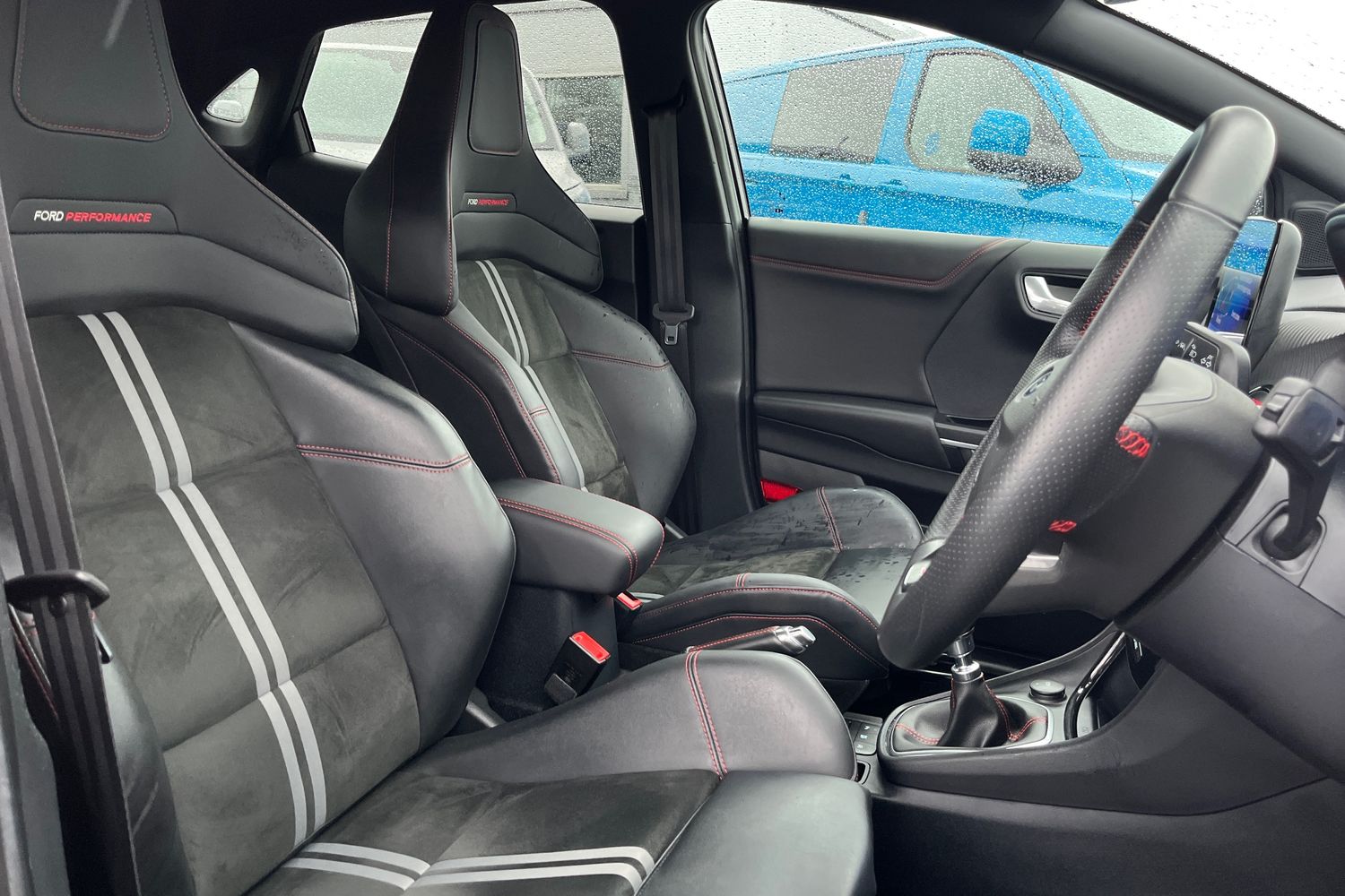 Ford PUMA Photo 16