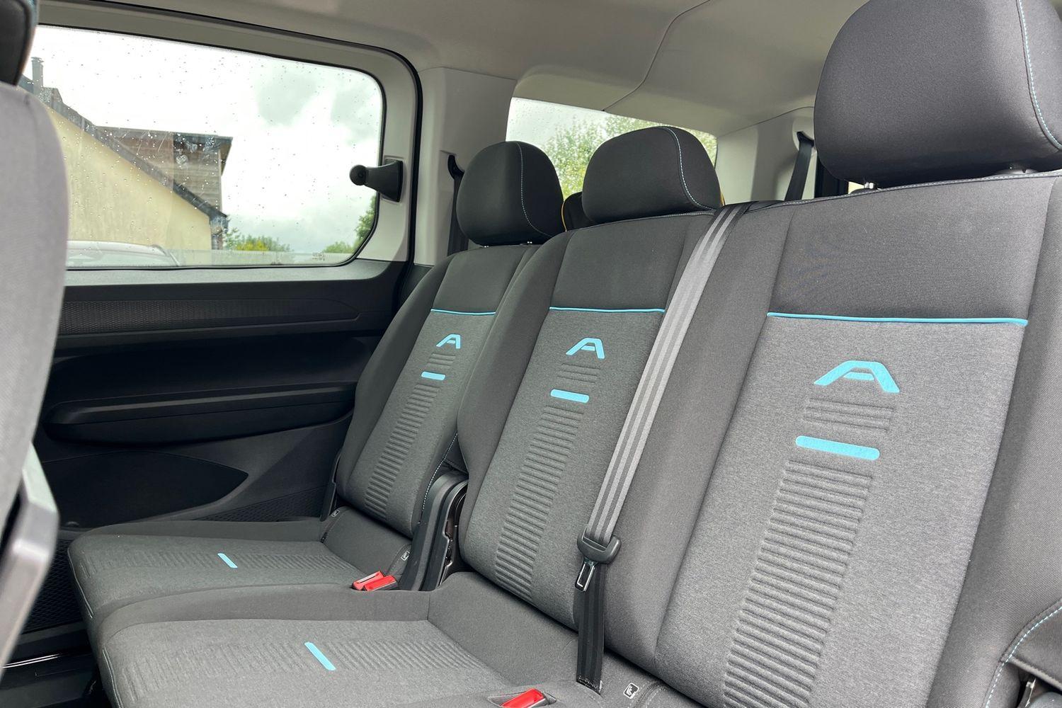 Ford GRAND TOURNEO CONNECT Photo 19