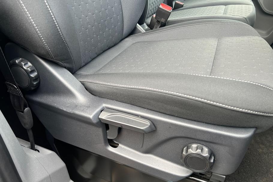 Used FORD TRANSIT CUSTOM WR75ZBG 32