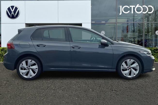 VOLKSWAGEN Golf Photo 4
