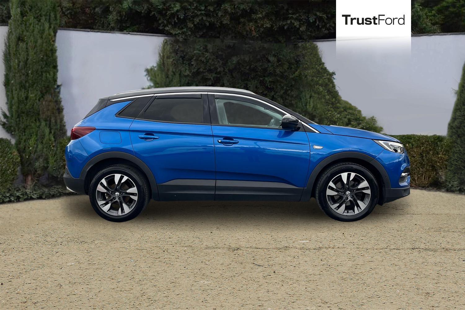 Vauxhall GRANDLAND X Photo 2