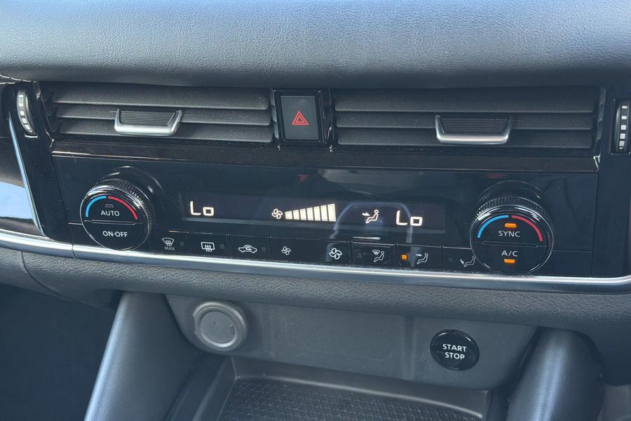 Nissan QASHQAI Photo autoimg-eeedf766d0569fad3771b84c24f9b9205a103297.jpg
