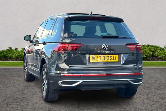 Volkswagen Tiguan Photo autoimg-eeee1fd08235588c26641a5dac130cfb6dd6a08d.jpg