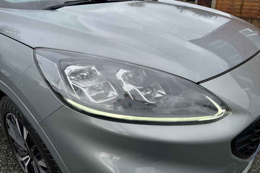 Ford KUGA Photo autoimg-eef14b545e65ca20e96e347058b14e20950ea123.jpg
