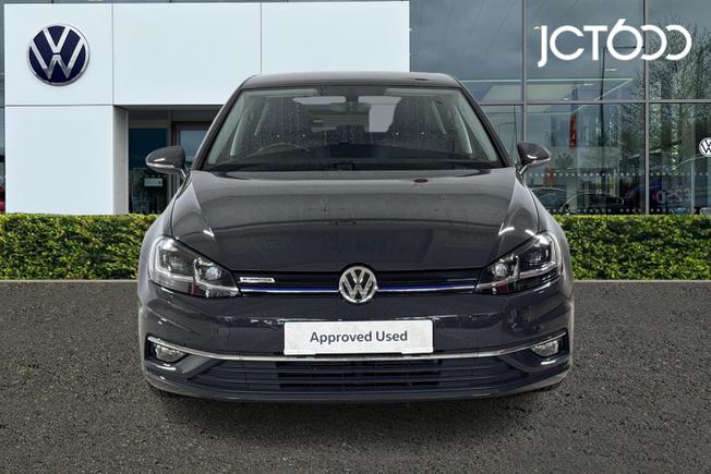VOLKSWAGEN Golf Photo 8