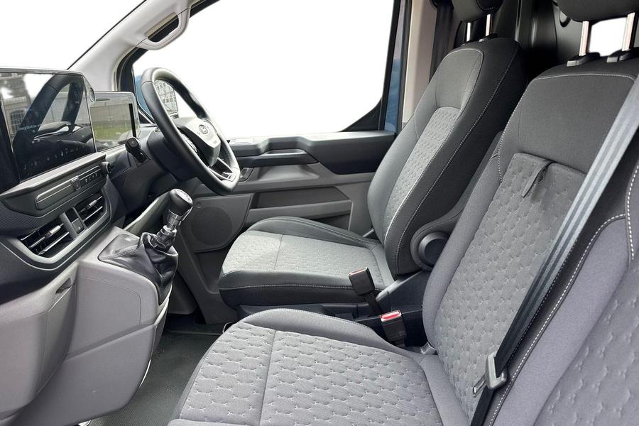 Ford TRANSIT CUSTOM Photo autoimg-eef9f36387fe78cae79e0c9d2ec06f87fe15d3a3.jpg