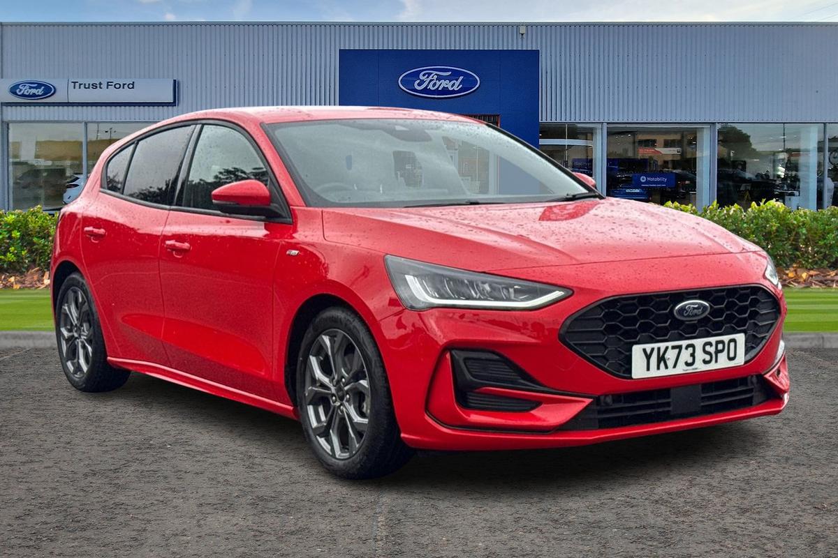Ford Focus listing photo