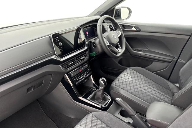 Volkswagen  T-Cross  Photo 2