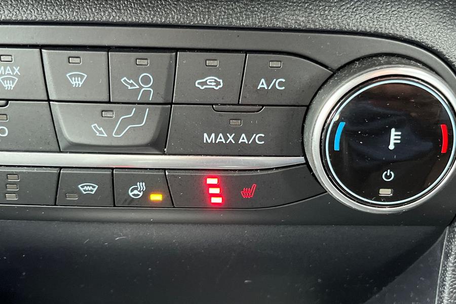 Ford FIESTA Photo autoimg-ef019e2463b53714b09d9eb20c6ca59911ac8700.jpg