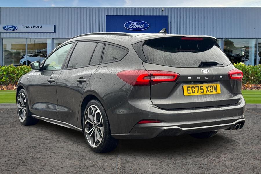 Ford FOCUS Photo autoimg-ef02b2ef8652ff27ab93e04da1b2c8fee873d51e.jpg