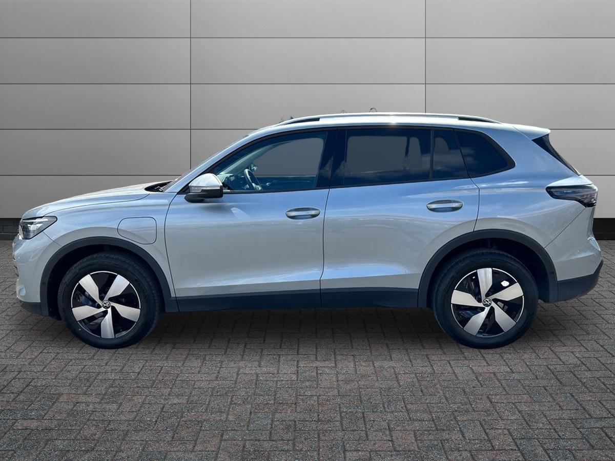 Volkswagen Tiguan Photo autoimg-ef11ae1d983d745a096cd8f3f35d884e8eb21ca0.jpg