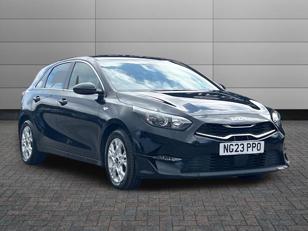 Kia Ceed Photo 0