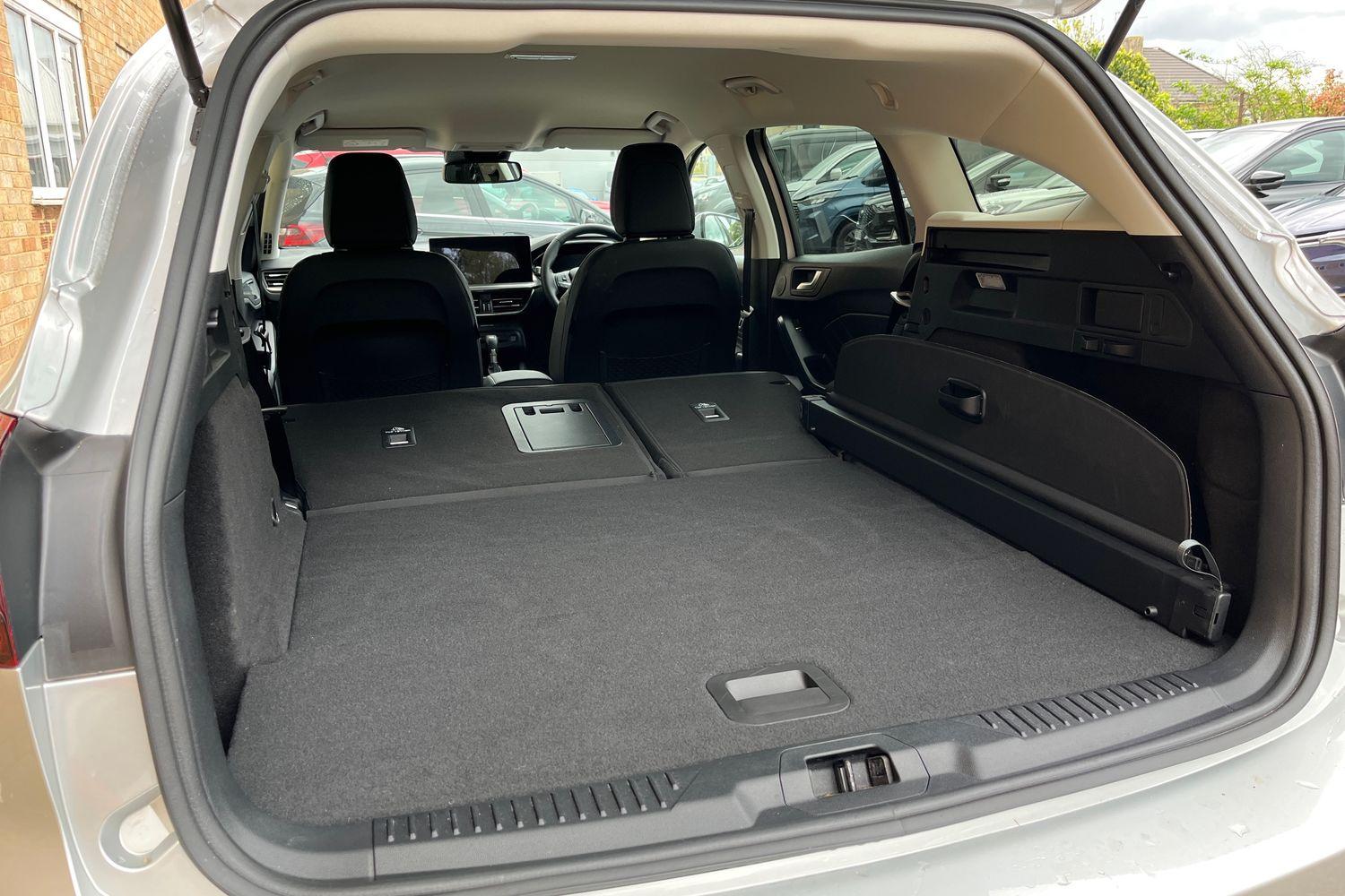 Ford FOCUS Photo 34