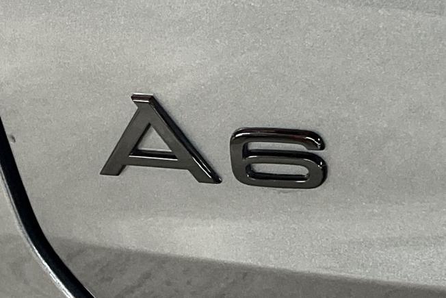 AUDI A6 Avant Photo 33